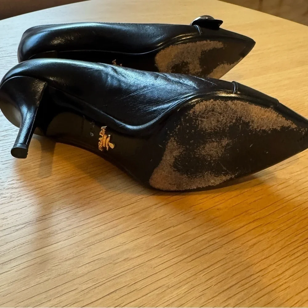 PRADA Black Leather Pointed Toe Button Accent Pumps Heels Shoes Size 38